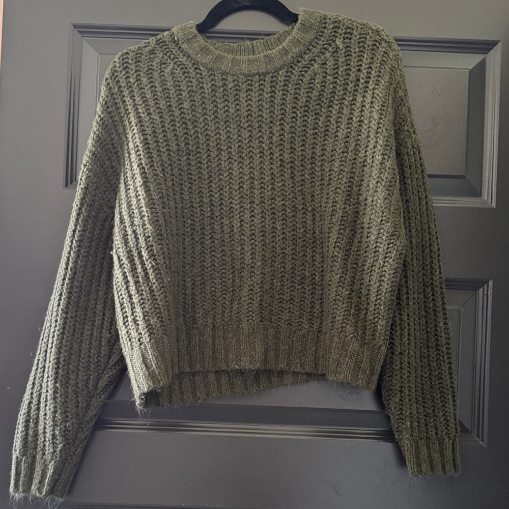 American Eagle Outfitters Textured Knit Sweater in Forest Green
